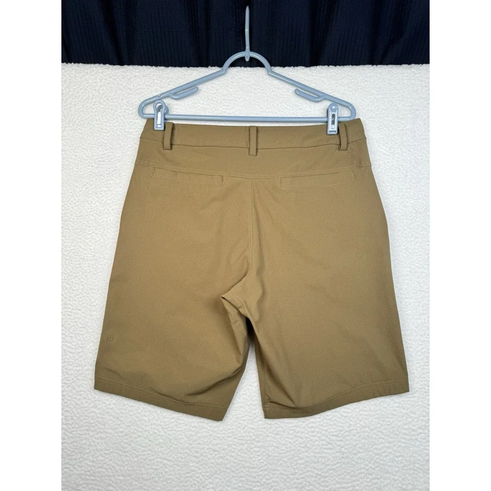 LULULEMON Men's Khaki Shorts Nylon - 32